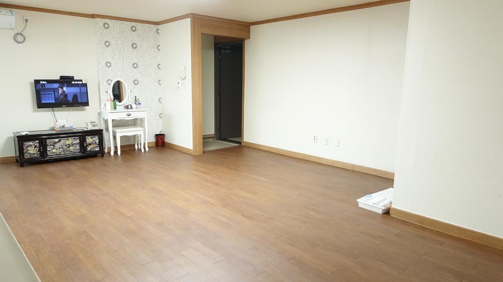 Hotel Happy Memory Jeonju Zewnętrze zdjęcie